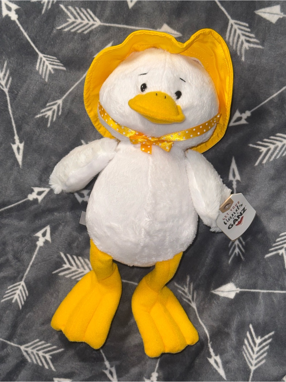 NWT Get Your Hands On A Ganz 12” Plush White Duck w/ Hat